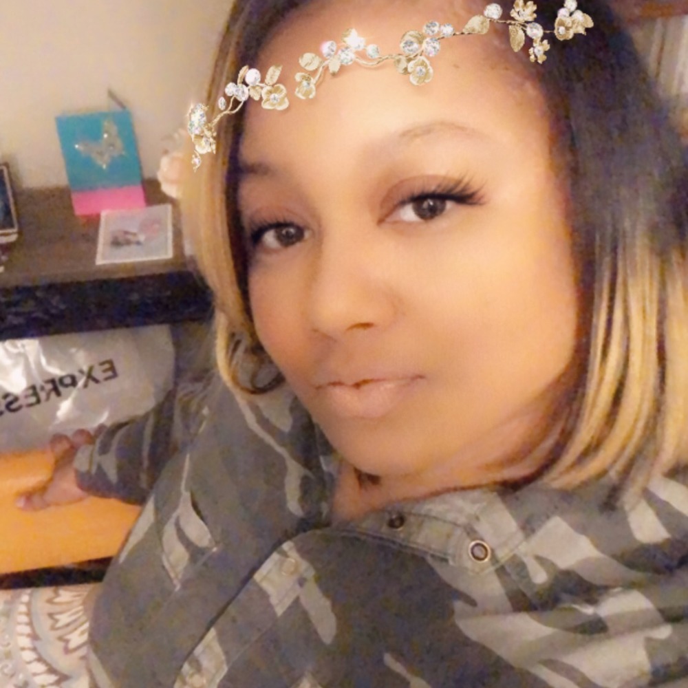 Meet your Posher, Taneisha